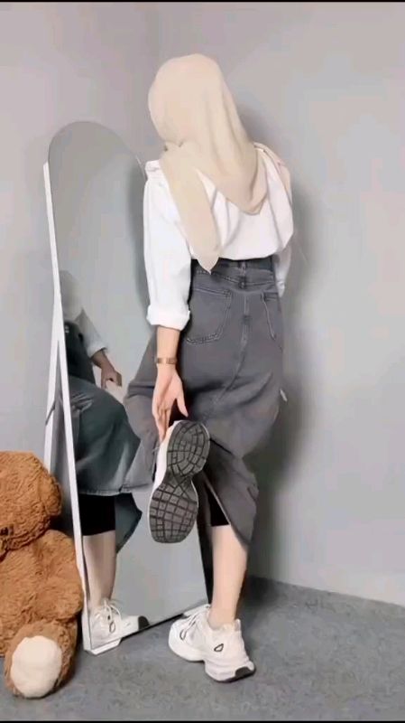 #rok #rokwanita #rokhighwaist #rokjeans #rokpanjang #rokwanitakekinian #bawahan