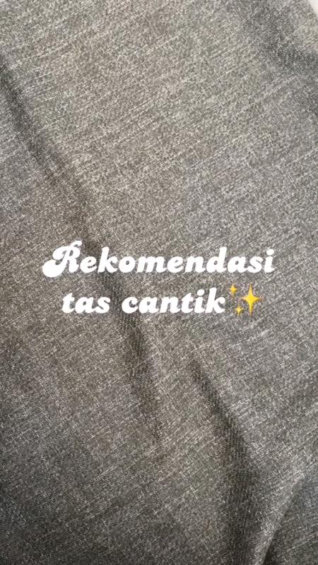 Kecil mungil cantik banget😍 #tasselempangwanita #tasmurah#taswanita #shopeevideo #taskecilmuatbanyak
