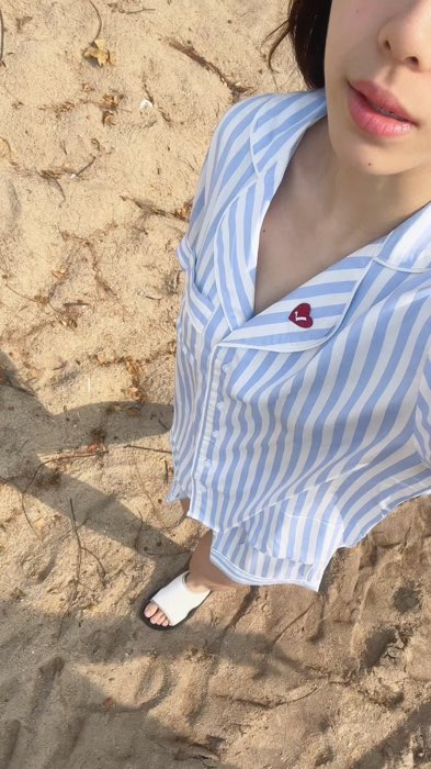 Beach day in #LazyPajamas 🏖️