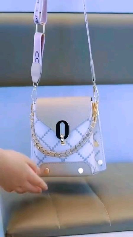 #shopeevideo #tasselempang #tasselempangwanita #taskorea #shopeefashionhaull #shopeevideofeeds