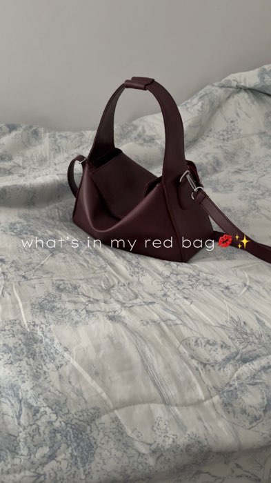 My red bag so elegant💋💃🏻❤️#burgundybag #bag