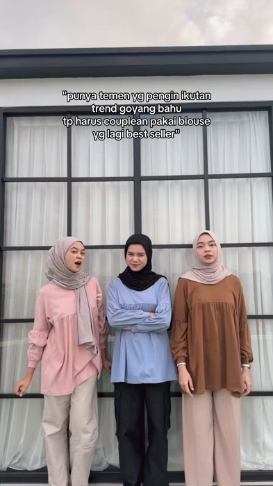 Mau warna apa nih?#bajucouple #ootdfashion #murah #hagiastore #atasancewek #blousecantik #blouseviral