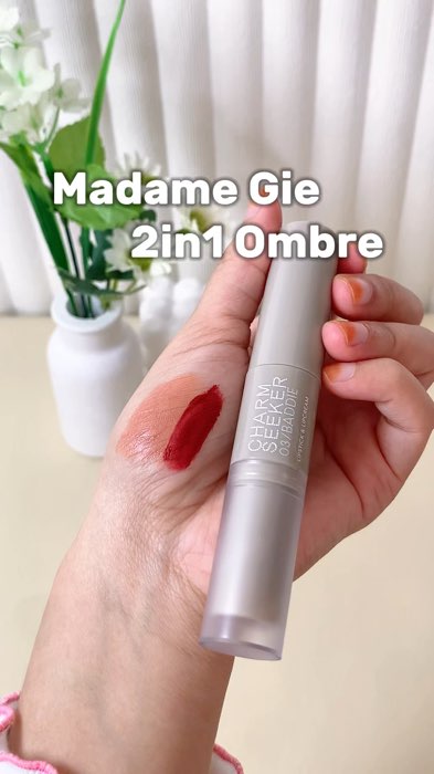 Ombre 2in1#ombre #ombremadamegie #madamegie #ombrelips #2in1lipstick #shopeevideo #ShopeeLook #ShopeeBeautyHaul