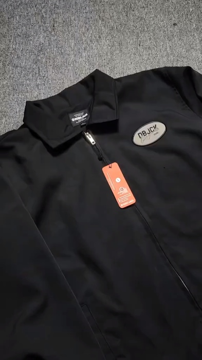 Rekomendasi jaket pria premium#jaketpremium #jaketpria #FashiondiShopee #ViralDiShopeeVideo #ShopeeLook #SpillBawaBerkah