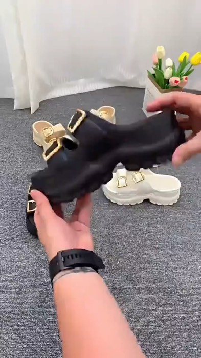 Restok Lagi Yuki Wedges nya guys💞🌸✅#ViralDiShopeeVideo #viral #wedgeswanita #sandalwanita