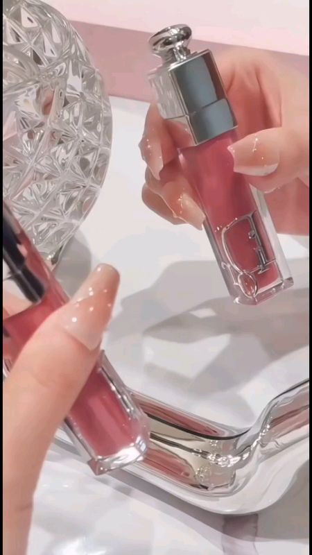 Dior addict lip maximizer liquid lipstik #lipstick #diorlipstik