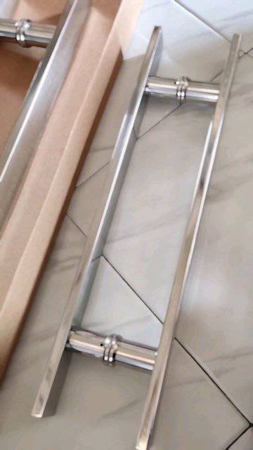 Handle pintu rumah minimalis kaki baut tembus #tarikanpinturumah #handlepinturumah #gagangpintu #shopeevideo