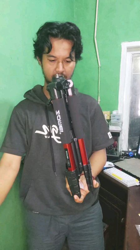 bener" bagus banget sih ini, kokoh dan tahan pastinya #tripodmultifungsi #shopeevideo