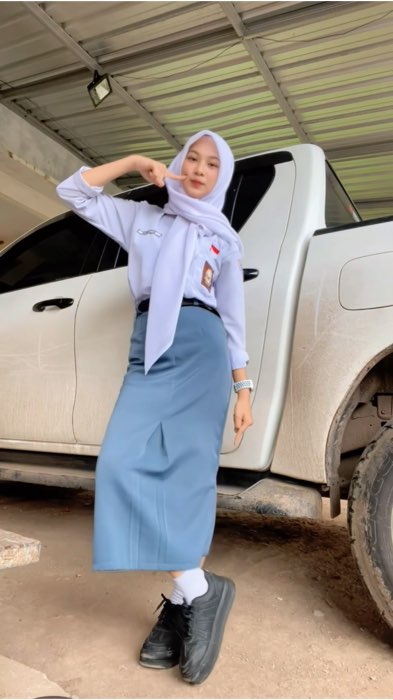 skip dulu beli yg lain, upgrade seragam lebih penting 😜🥰 #RacunShopee #ShopeeFashionHaul #backtoschool #seragamsma #seragamsmaputri