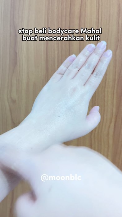 Ampuh banget mencerahkan #RacunShopee #ViralDiShopeeVideo #SpillRacunShopee #beautytalk #beautytalkahacollagenbodylotion #viral #fyp #GratisOngkirRP0