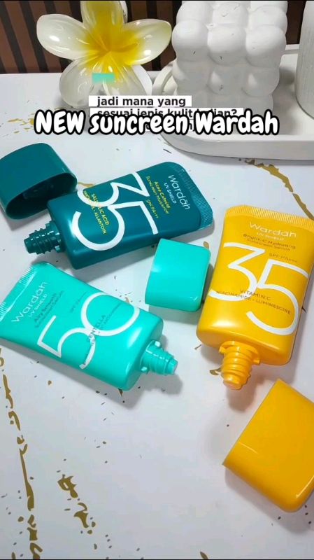 New Packaging! Suncreen Wardah lebih cute dan gemoyy😍 #WardahSOTYCuan #WardahSuncreenOfTheyear #suncreenringantransparant #suncreenviral #RacunShopee