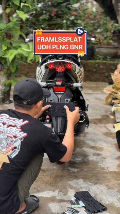 Pake Framelessplat emang udah paling bener 😎 clean look & ganteng #framelessplate #dudukanplatmotor #platmotor #RacunShopee #SpillRacunShopee #fyp