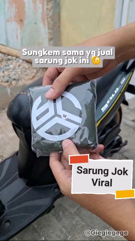 sarung jok motor anti cakar kucing universal #sarungjokmotor #anticakarkucing #waterproof #otomotif #modifikasimotor #RacunShopee #shopeevideo #fyp