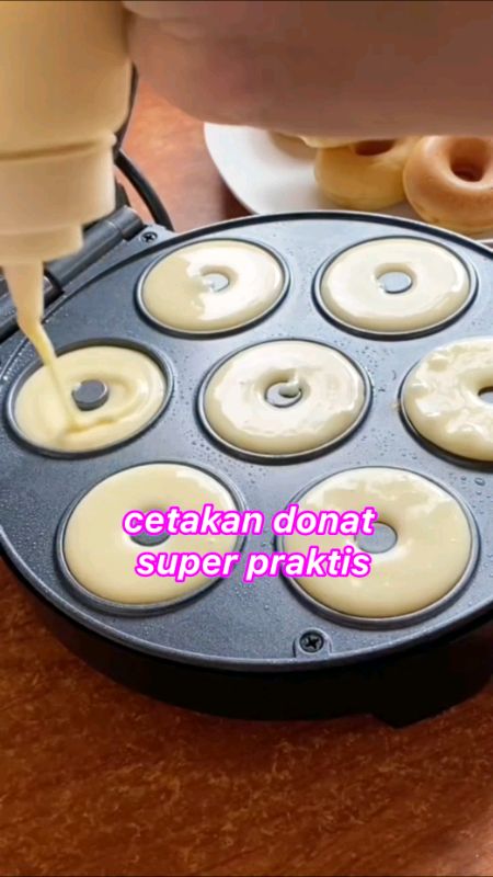 cetakan donat elektrik #donutmaker #cetakandonat #cetakandonatmini #cetakandonatlistrik #SpillRacunShopee #shopeevideo #RacunShopee