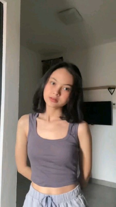 tanktop with cup bra #tanktop #murahbanget #ShopeeLook #ShopeeFashionHaul #trending #PejuangRupiah #BadaiTapiBudget #keranjangshopee