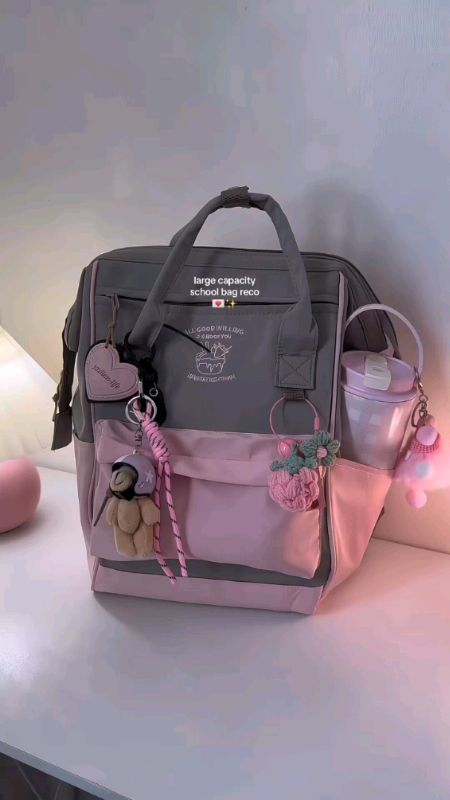 udah muat banyak harganya murah lagi🤑🫵🏻 gass cek keranjang‼️ #tas#taswanita #ransel #tassekolah #fypdongggggggg #ShopeeCOD #viraldishopee #diskon