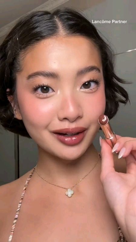 lip idole butterglow swatches🤍🎀💋 #lancome #lancomeidole #lancomelipidole #lipbalm #lipbalmviral #RacunShopee #RacunShopeeCantik #hydratinglip
