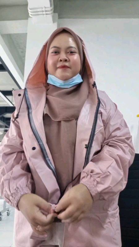 warna jas hujannya lucuu bgt #jashujan