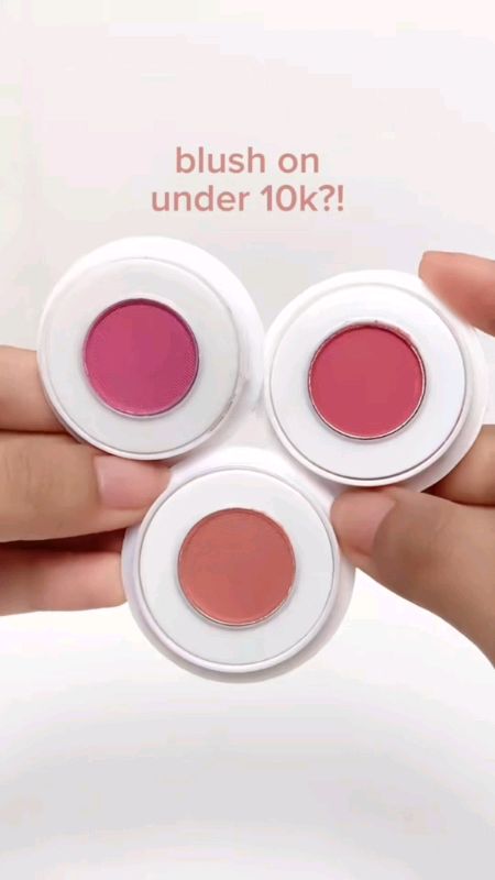 blush on murah tapi ga murahan cantik bgt semua shadenya 😍💕#viva #blushonviral #blushon #fyp #ShopeeBeautyHaul #shopeevideo #ShopeeHaul #RacunShopee