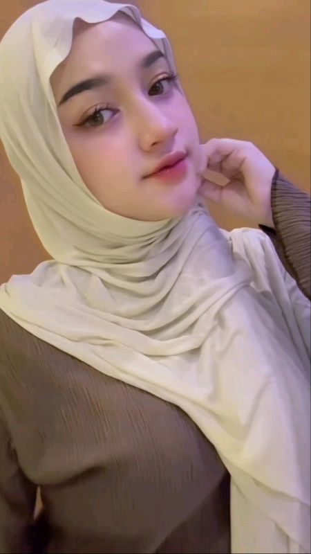 #fashionwanita #hijabstyle #ootdhijab #FashiondiShopee #OOTDFashionShopee