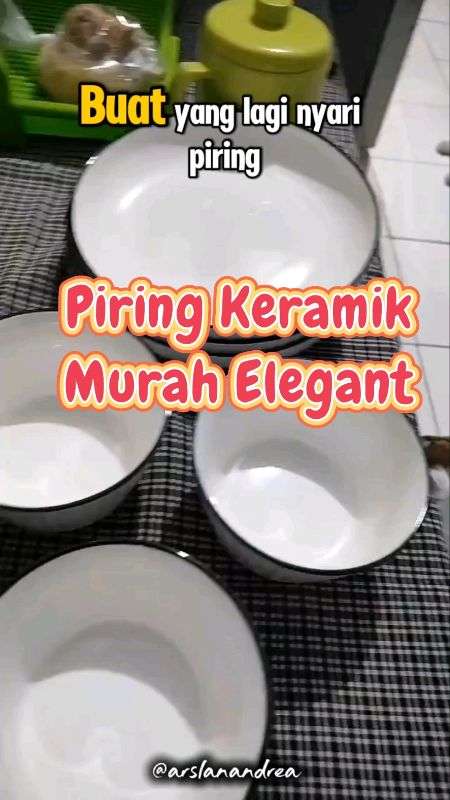 Piring Keramik Elegan #piringkeramik #piringkeramikaesthetic #piringkeramikmurah #DiskonRacunShopee #SpillRacunShopee #RacunShopee