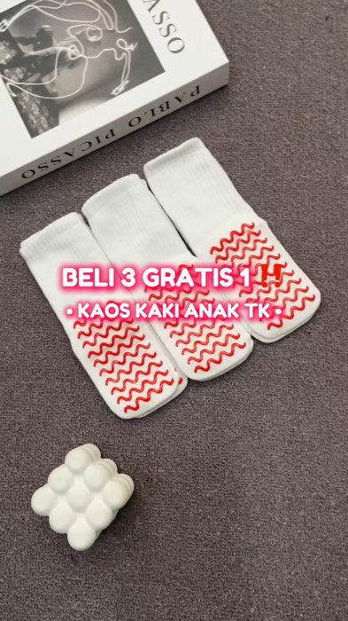 murah dan bagus bgtt‼️#kaoskakianak #kaoskakianaktk #kaoskakiantislip #kaoskakianaklakilaki #kaoskakianakperempuan