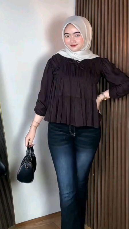 Mireya Blouse Kerut Dada Lengan Panjang Bahan Rayon #SpillRacunShope #PromoNonStop #SpillBawaBerkah #Diskon50Persen #ShopeeCOD #GratisOngkirRP0