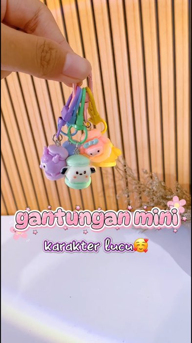 Rekomendasi gantungan mini karakter lucuu💓🥹🤏🏻#gantungankuncilucu #gantunganserbaguna #fyp