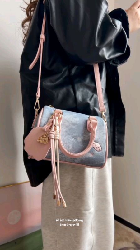 tas Selempang #RacunShopee #SpillRacunShopee #ViralDiShopeeVideo #ShopeeFashionHaul #ShopeeLook #OOTDFashionShopee #SpillBawaBerkah #shoulderbag #fyp