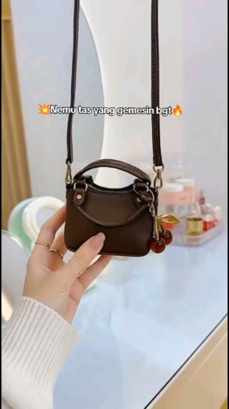 #OOTDFashionShopee #RacunShopee #GratisOngkirRP0 #ShopeeVideo #ShopeeFashionHaul #ShopeeCOD #DiskonRacunShopee #fyp #ViralDiShopeeVideo#tasminiatur