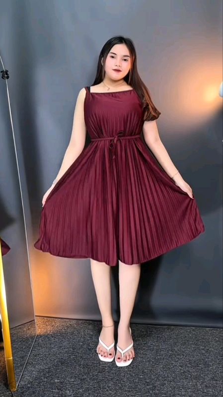 #ShopeeCOD #Diskon50Persen #ShopeeLook #ViralDiShopeeVideo #RacunShopee #Diskon100Persen #mididress #dresswanita #dasterkekinian