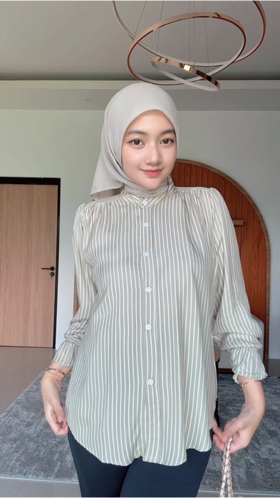 #ShopeeFashionHaul #ShopeeLook #ShopeeCOD #SpillRacunShopee
