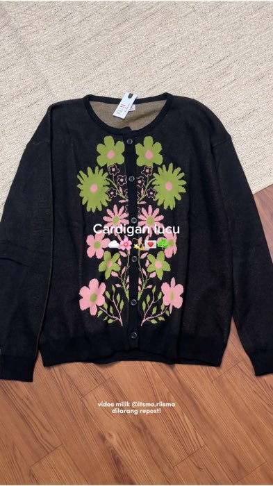 #cardiganrajut #cardiganwanita #knitwear #RacunShopee #OOTDFashionShopee #shopeevideo