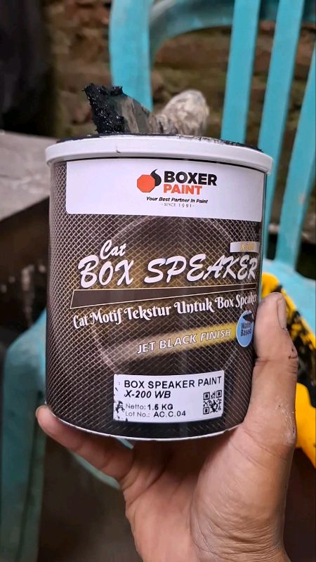 Boxer cat box speaker #catboxspeaker #boxerpaint #catspeaker #cattexstur #catkayu #RacunShopee #shopeevideo #ShopeeCOD