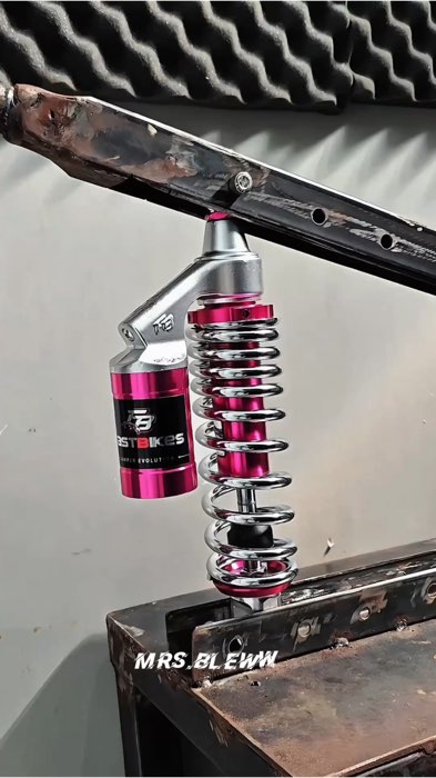 Spill Guys ! Shockbreaker Fastbikes 100 Matic #shockfastbikes100 #fastbikes100 #shockbreakerfastbikes100 #shockfb100 #RacunShopee #SpillBawaBerkah