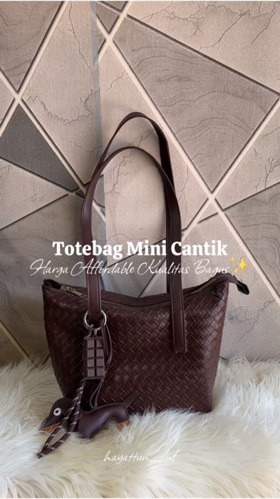 Cantik bgttt #ViralDiShopeeVideo #RacunShopee #RacunShopee #ShopeeCOD #taswanita #totebag