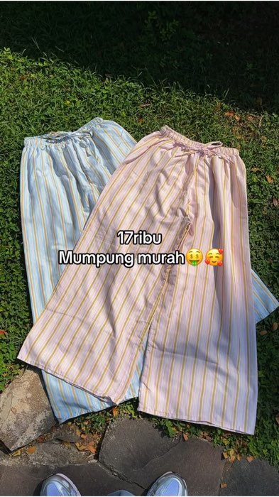 #celanastripe #celanasalur #stripepants #celanakulot #kulothighwaist #kulot #kulotmurah #celanamurah #OOTDFashionShopee #SpillRacunShopee #ootd #cod