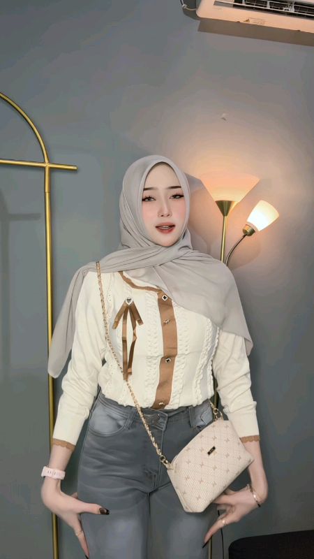 cantik banget🥰#OOTDFashionShopee #outfitideas #ootdhijab #fyp #SpillRacunShopee