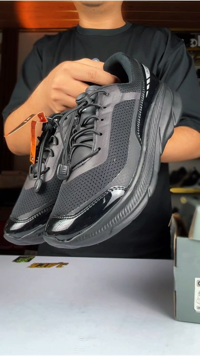 Sepatu Olahraga Nyaman Juga Buat  Sekolah dan Kerja #sepatusneakers #sepatuolahraga #sepatusekolah #sepatukerja