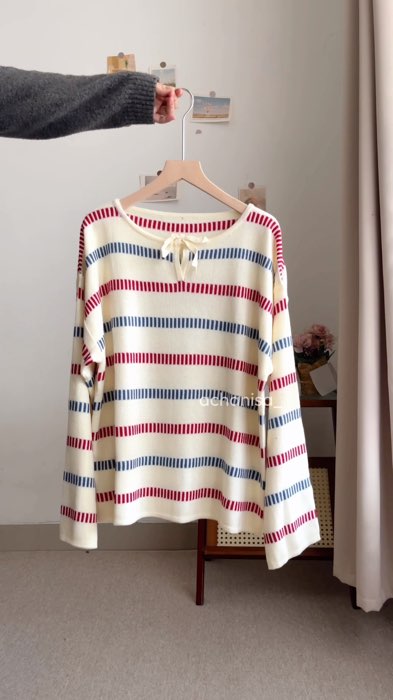Cakep sweaternya! #RacunShopee #ShopeeLook #FashiondiShopee #SpillRacunShopee #sweater #sweaterrajut #knitwear #knit #sweateroversize #sweaterknit