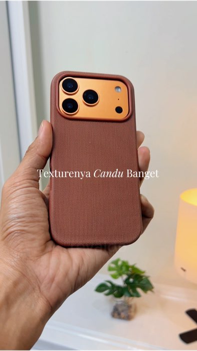 Tech Woven Case tu texturenya lucu banget! 😍 #ShopeeCOD #GratisOngkirRP0 #RacunShopee #iphonecasepremium #iphonecases #iphonecaseaesthetic