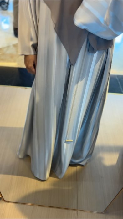 Saloona #nehhat #nehhatmodest #abaya #rayaoutfit #outfitumroh #gamis #naturalfabric #abayanatfab