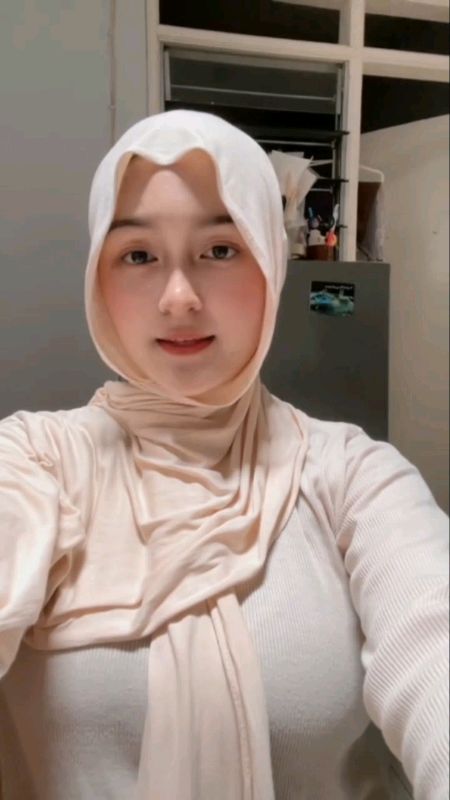 PASHMINA KAOS RAYON BAHAN PREMIUM #pashminakaosrayonpremium #pashminakaosrayon #hijabpashminakaosrayon #pashminajersey #pashminamurah #RacunShopee