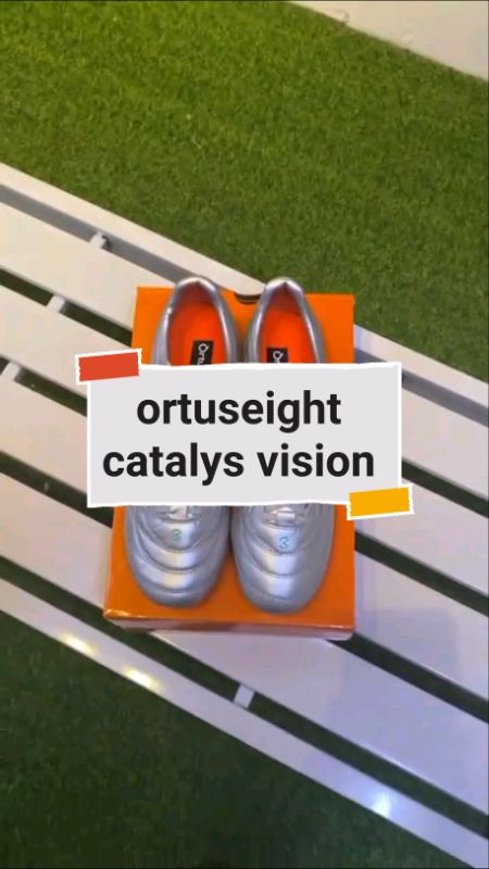 sepatu bola ortuseight catalys vision V6 K-lea #RacunShopee #GratisOngkirRP0 #PromoNonStop #ViralDiShopeeVideo #sepatubola #sepatuourtuseight #sepatu