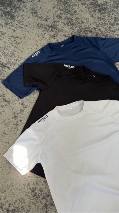Kozzo Baju Running Kaos Olahraga Lari Bahan Dry Fit. #bajuolahraga #kaosolahragapria #kozzosport #kaosrunningkozzo #PromoNonStop #DiskonRacunShopee