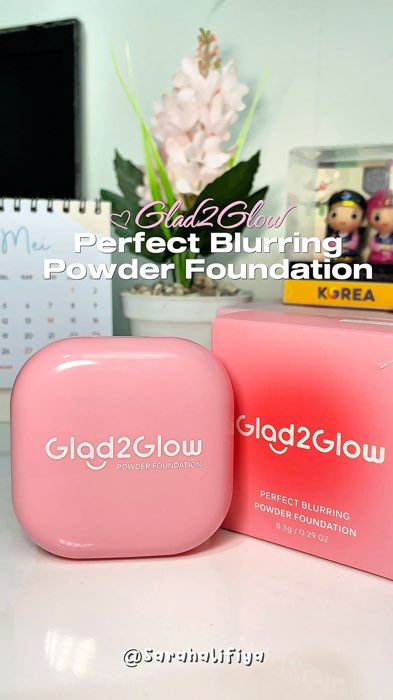 ￼Glad2Glow Perfect Blurring Powder Foundation, Shade - 01 Butter Cream #g2g #glad2glow #g2gpowderfoundation #bedakviral #RacunShopee #shopeevideo