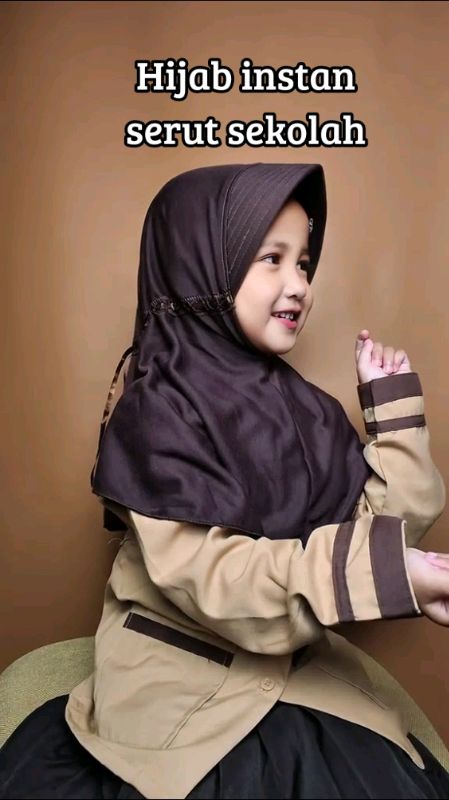 Hijab instan serut anak sekolah #hijabserutanak#hijabserutanaksekolahan #hijabsekolah #hijabinstananak #fyp #RacunShopee #ViralDiShopeeVideo