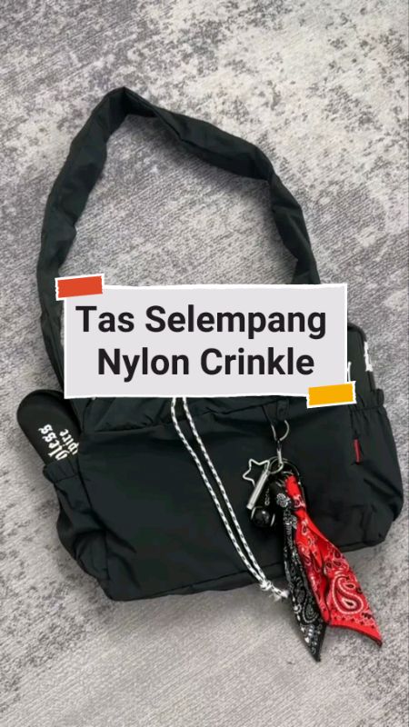 Tas Selempang Nylon Crinkle #tasselempang #tasselempangnylon #GratisOngkirRP0 #ViralDiShopeeVideo #RacunShopee