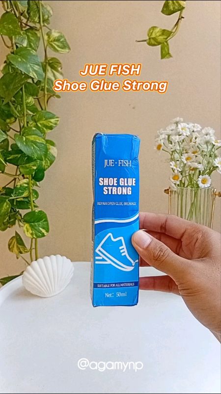 Wajib punya dirumah 🙌 #LemSepatu #ShoeRepair #SolusiSepatuRusak #lifehacks #RacunShopee #fypindonesia #ShopeeVideo #PromoNonStop #lemsuperkuat #fyp