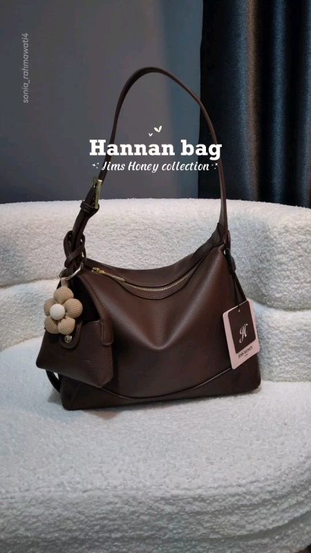 Hannan bag by Jims Honey #jimshoney #hannanbag #taswanita #tasselempangwanita